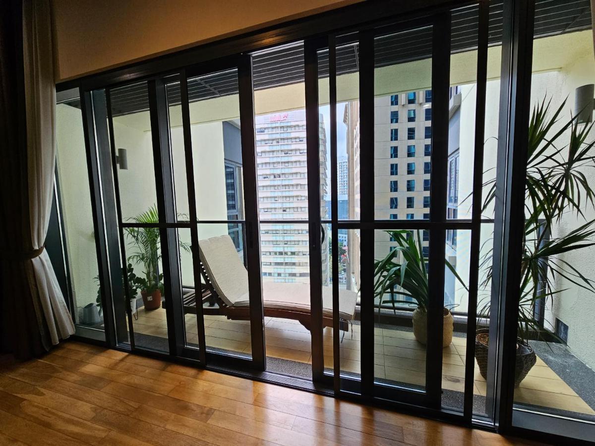 Apartment Luxurious St Mary Residences Style