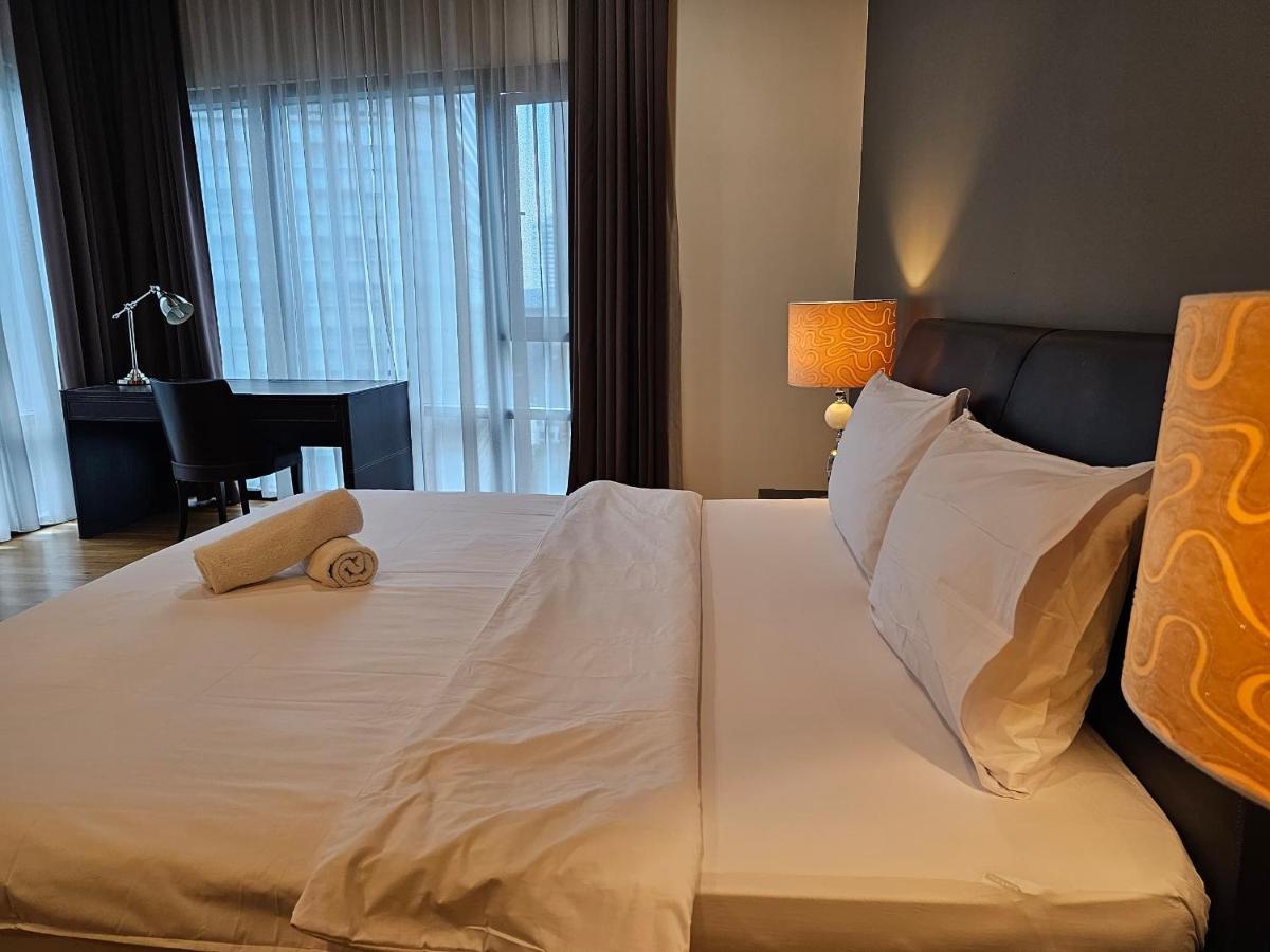 Luxurious St Mary Residences Style Apartment